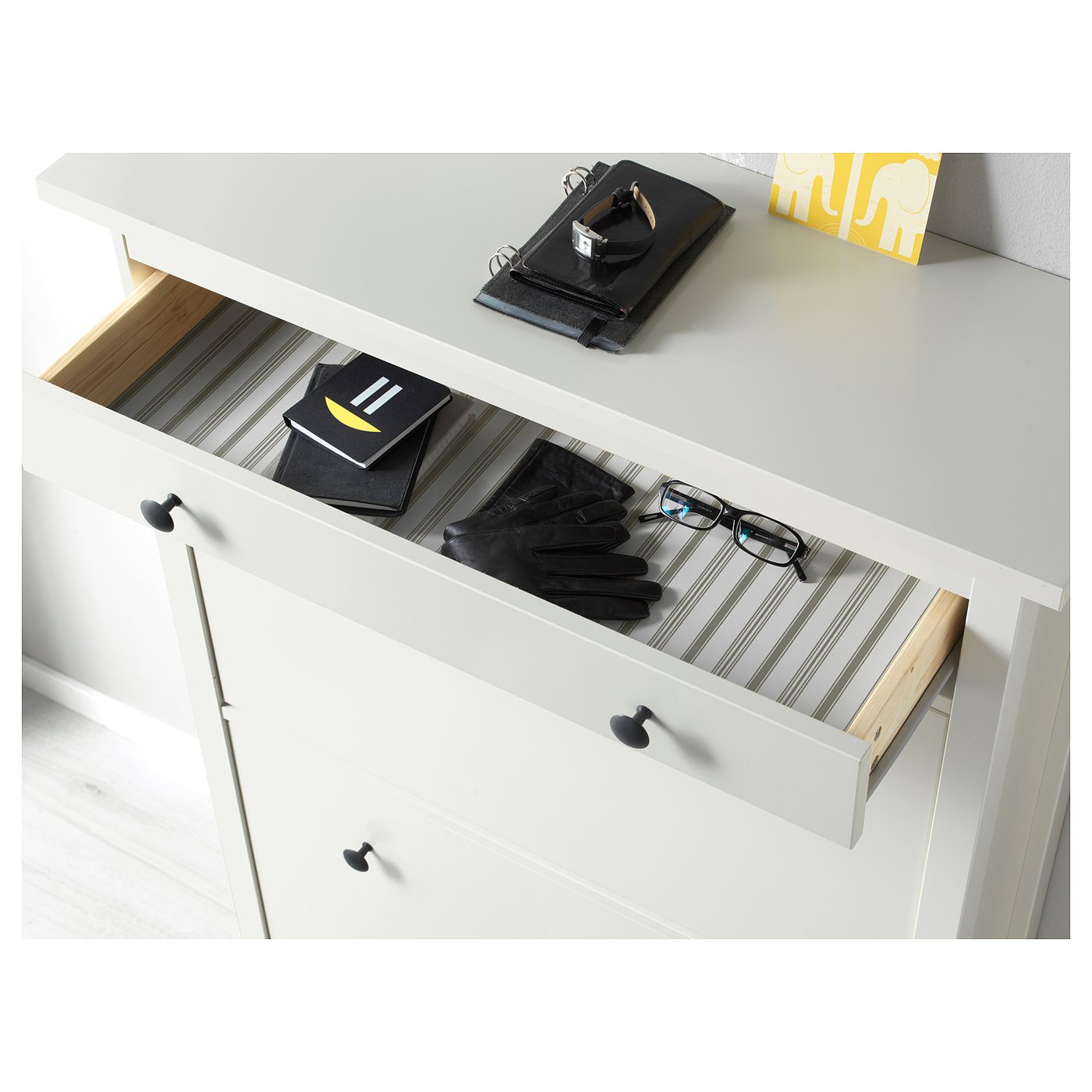 IKEA catalogue photo