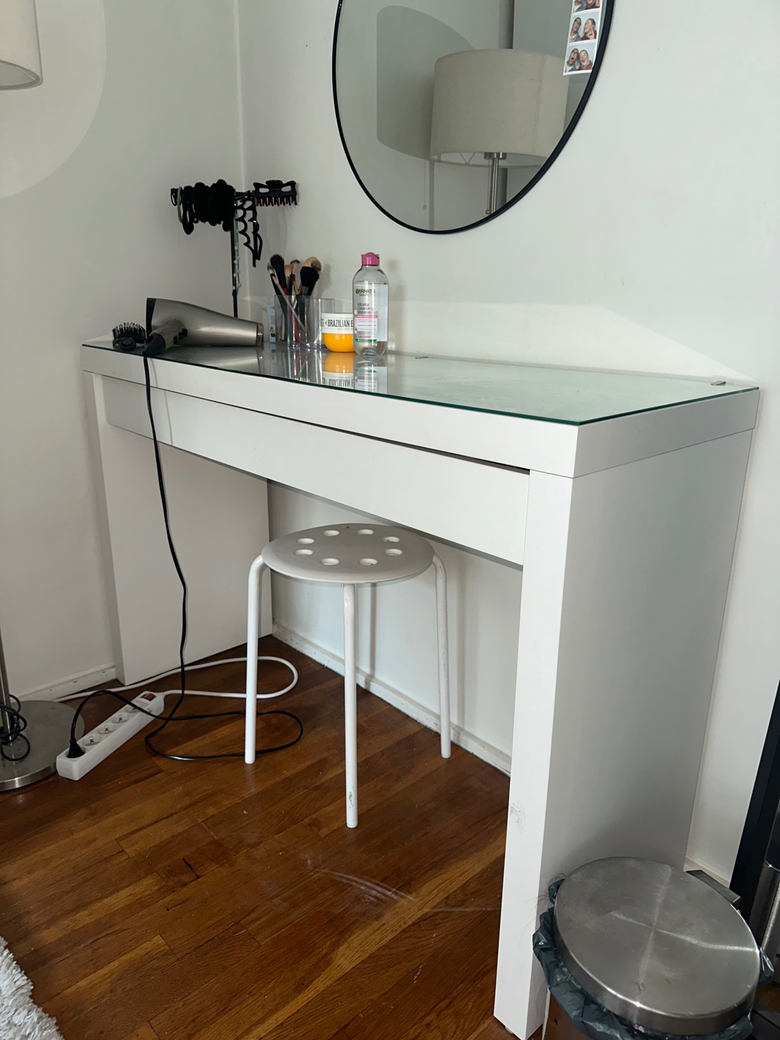 Seller photo