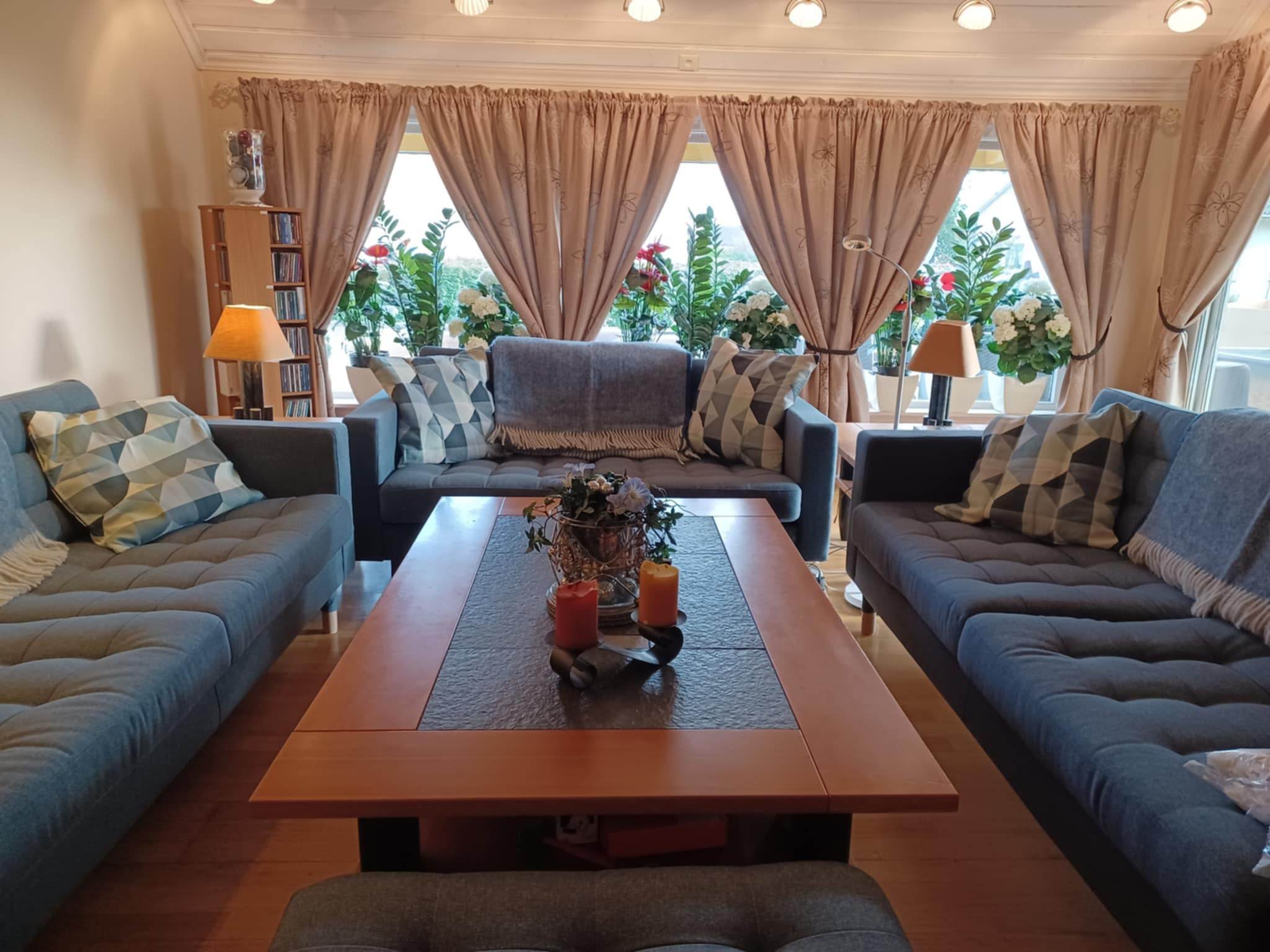 Seller photo