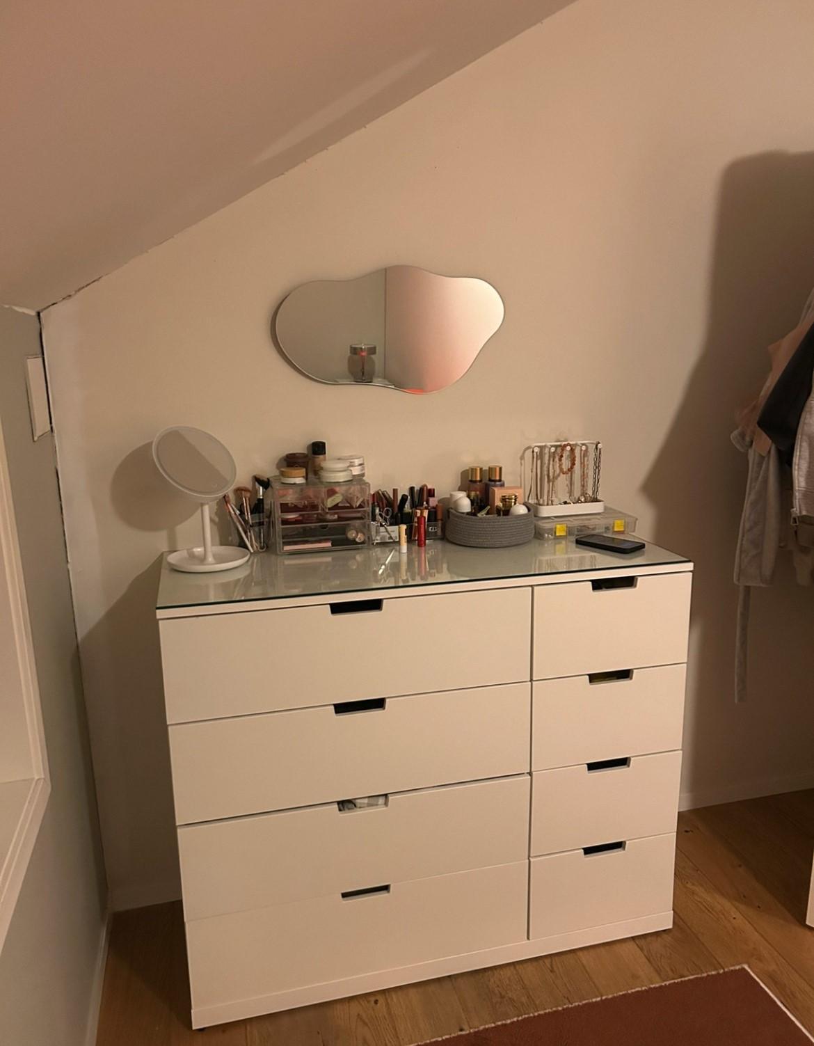 Seller photo