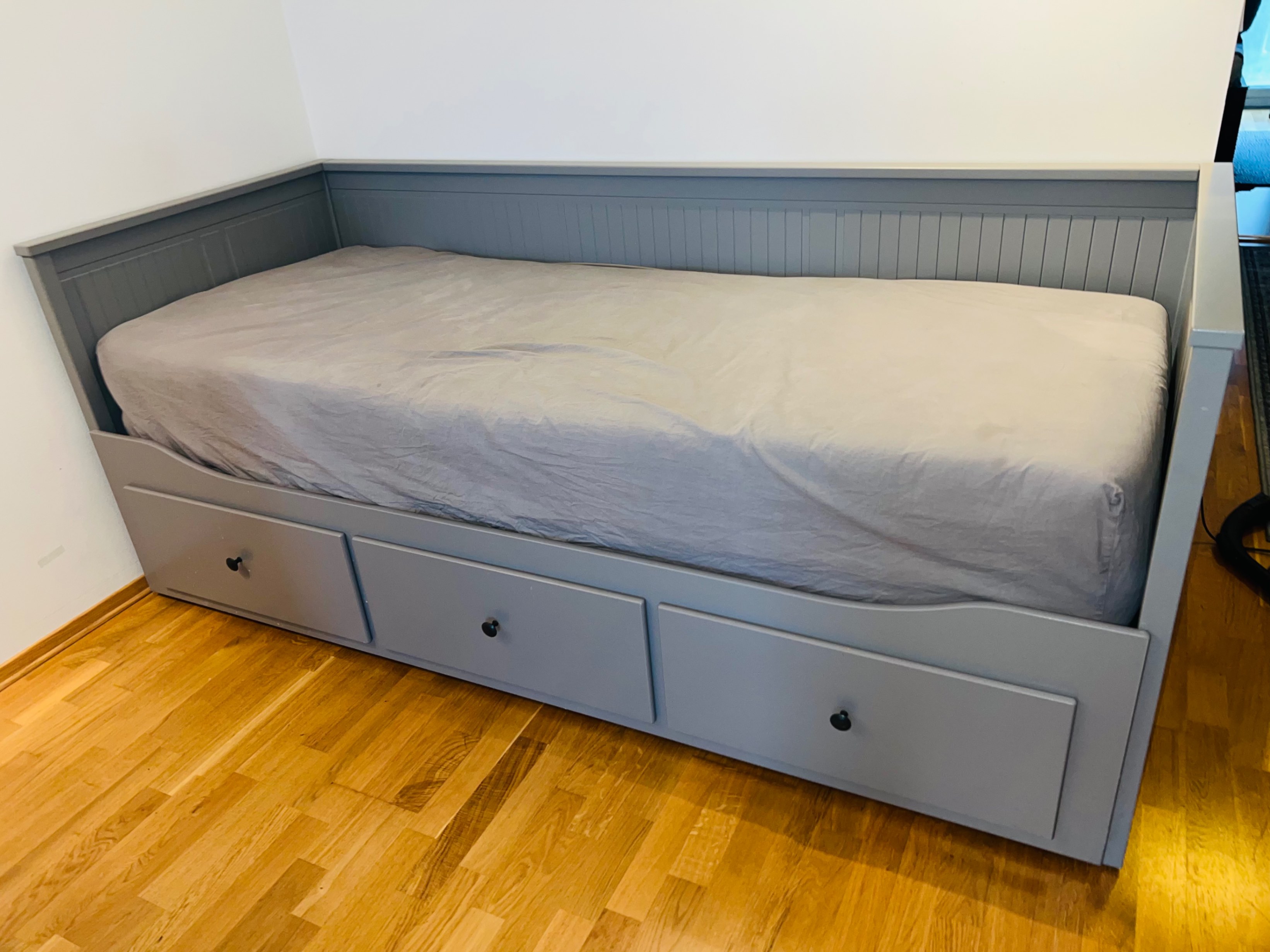 Seller photo