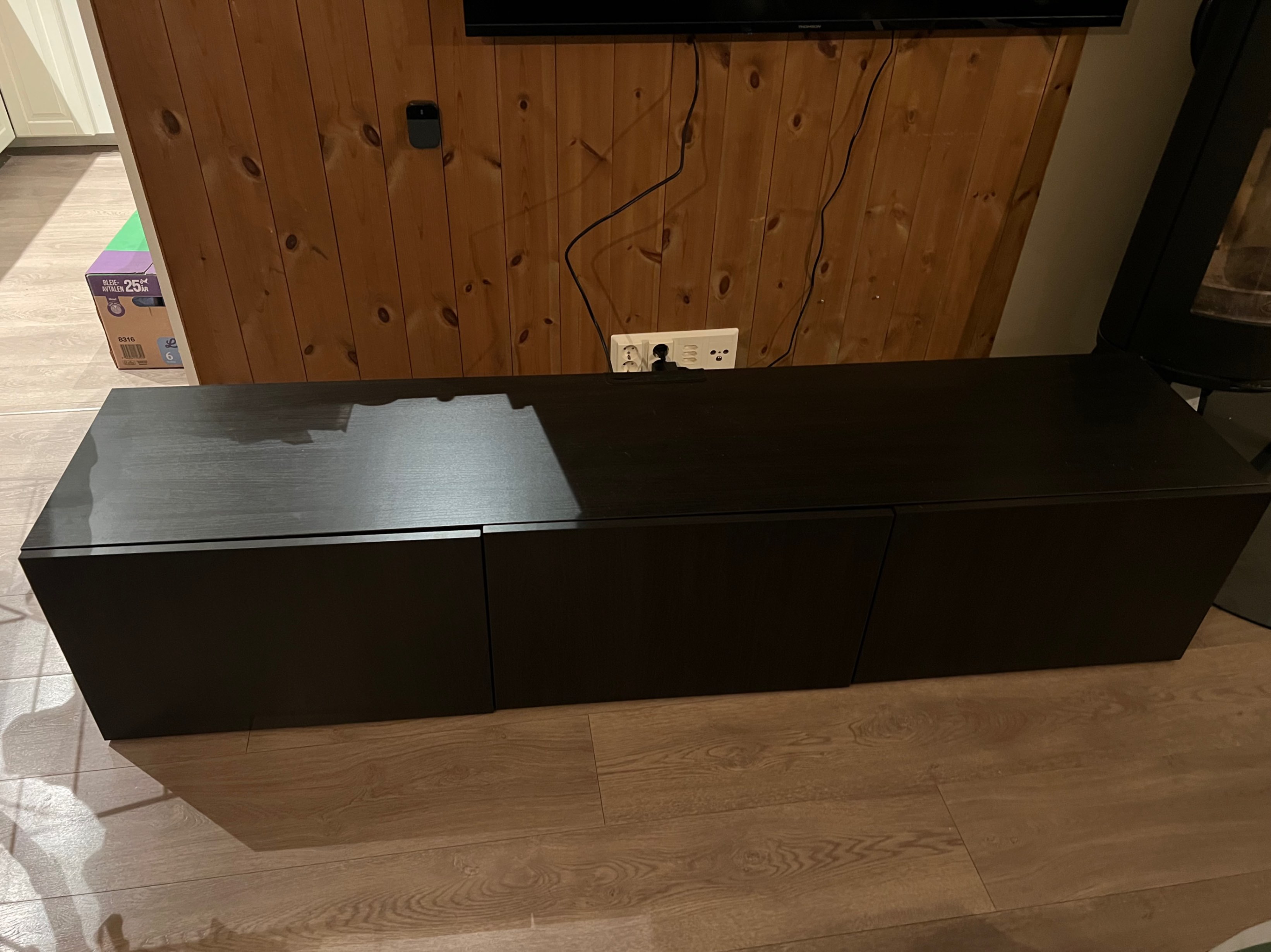 Seller photo