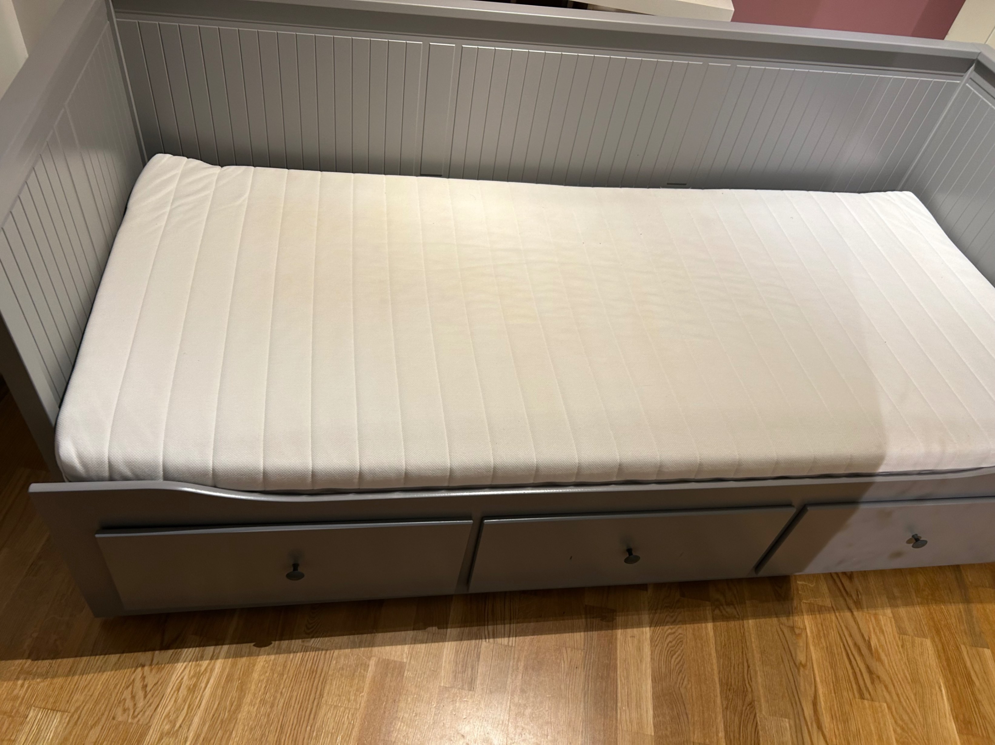 Seller photo