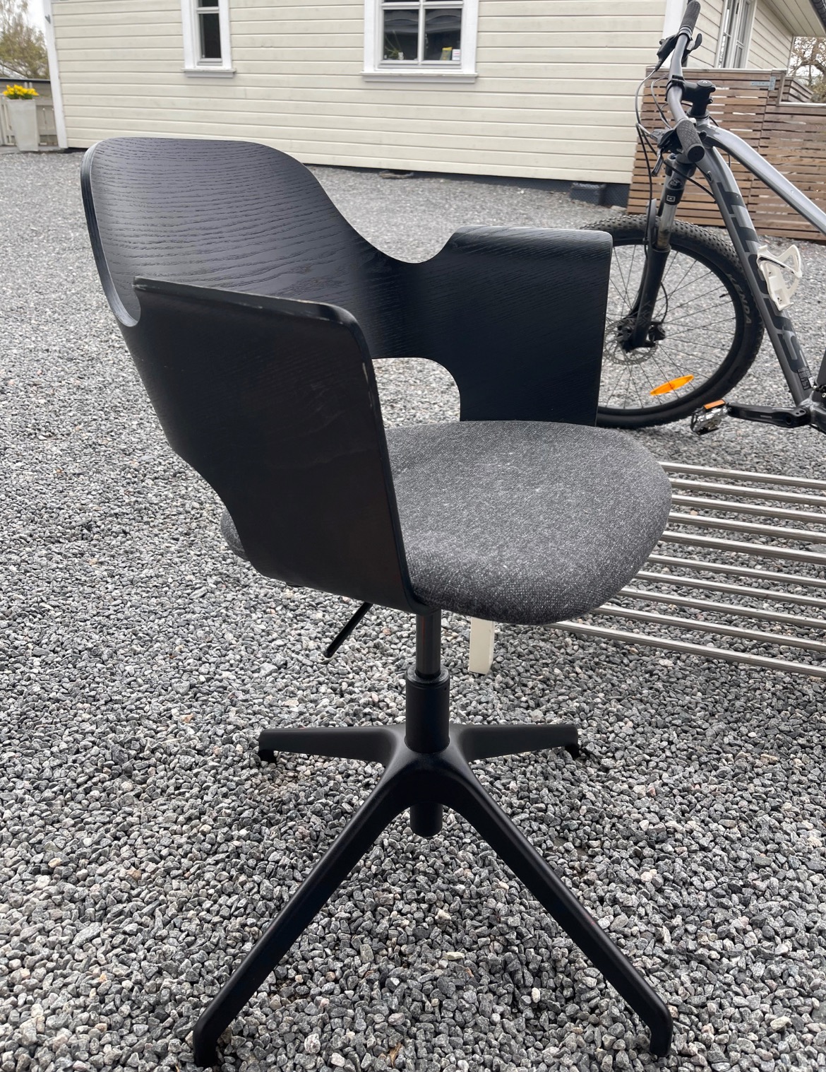 Seller photo