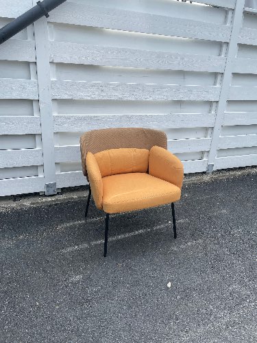Seller photo